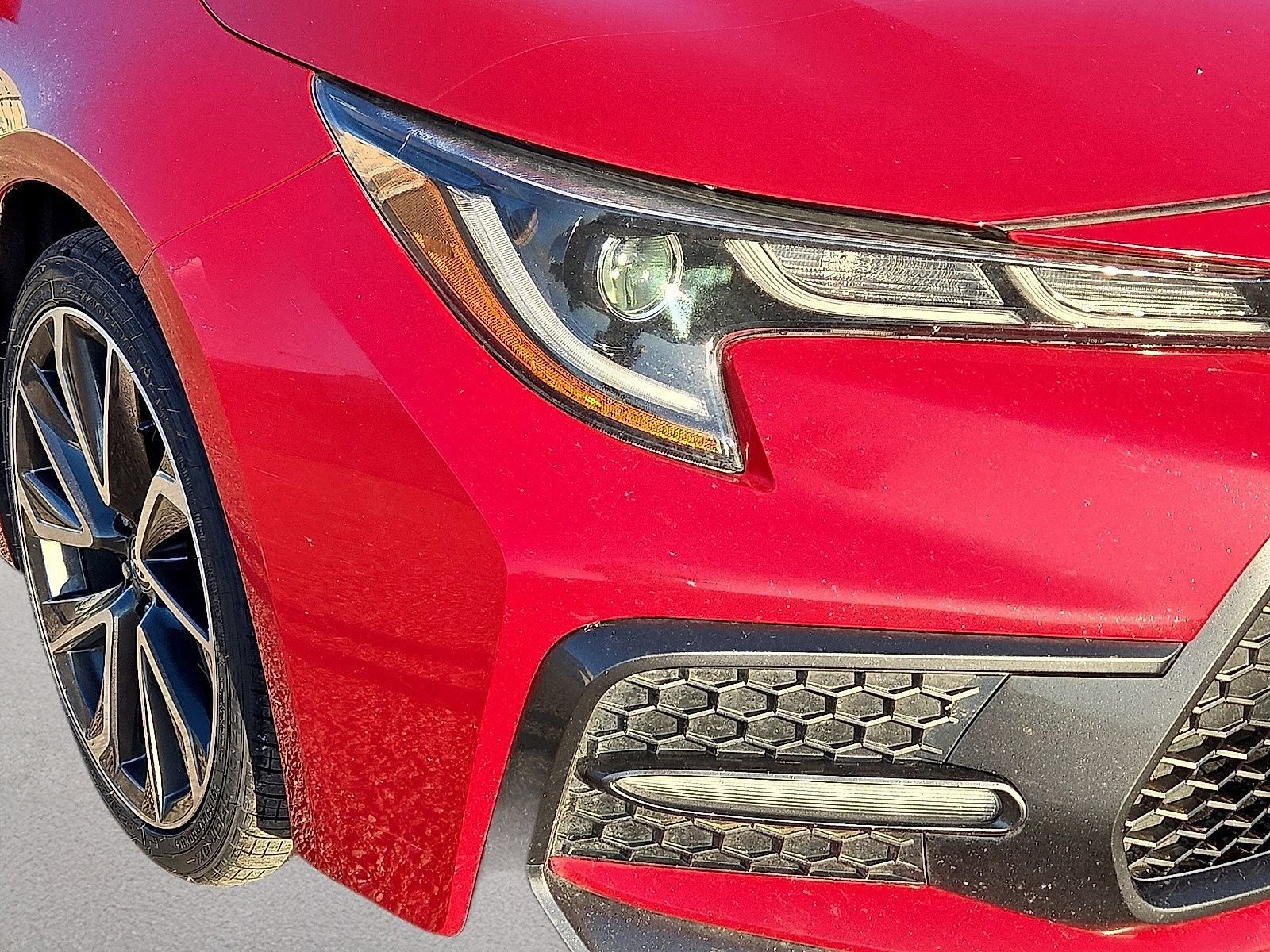 Used 2020 Toyota Corolla SE w/ SE Premium Package FWD image 8