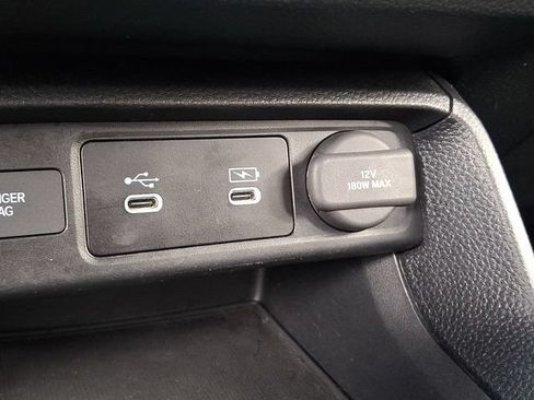 Used 2025 Honda Civic Sport image 25