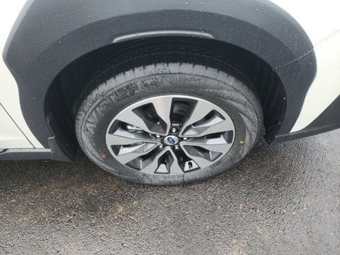 Used 2025 Subaru Outback Limited image 27