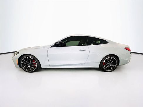 Used 2022 BMW 430i Coupe w/ M Sport Package RWD image 2