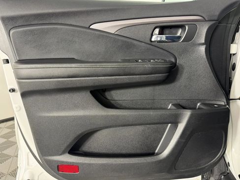 Used 2021 Honda Ridgeline Sport image 33