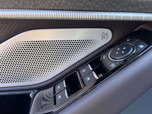 New 2026 Ford Explorer Platinum image 18