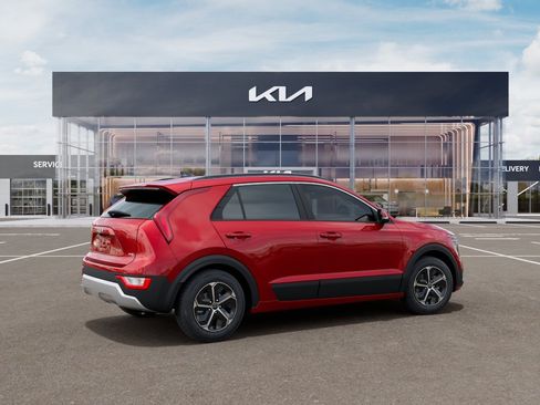 New 2026 Kia Niro EX FWD image 6