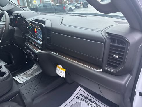 Used 2025 Chevrolet Silverado 1500 LT w/ Protection Package image 17