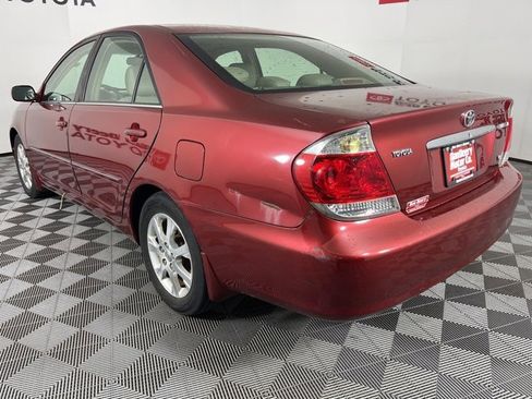 Used 2005 Toyota Camry XLE image 21