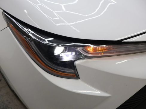 Used 2023 Toyota Corolla LE FWD image 28