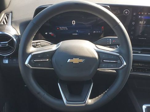 Certified 2026 Chevrolet Equinox LT w/ Convenience Package II FWD image 12