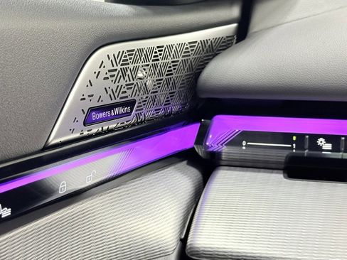 Used 2024 BMW i5 M60 w/ Premium Package image 28