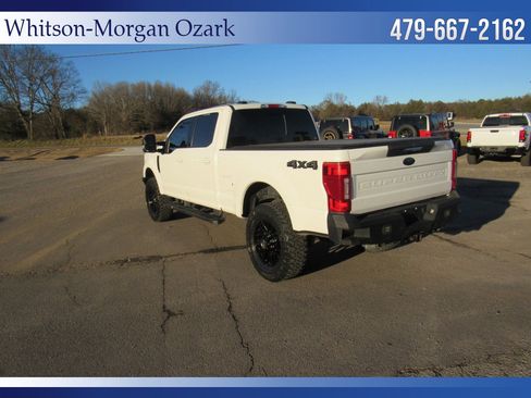 Used 2022 Ford F250 Lariat w/ Black Appearance Package image 9