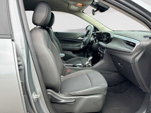 Used 2025 Buick Encore GX Preferred image 27