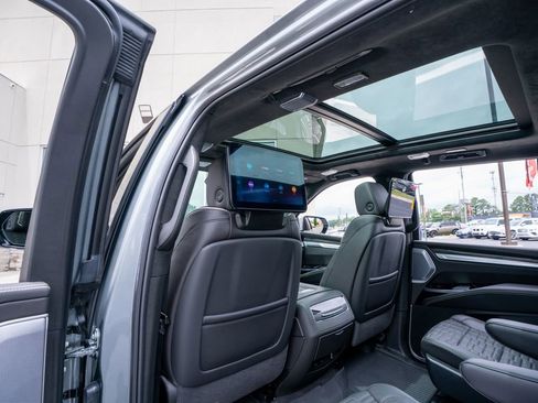 Used 2025 Cadillac Escalade V w/ LPO, ONYX Package AWD/4WD image 50