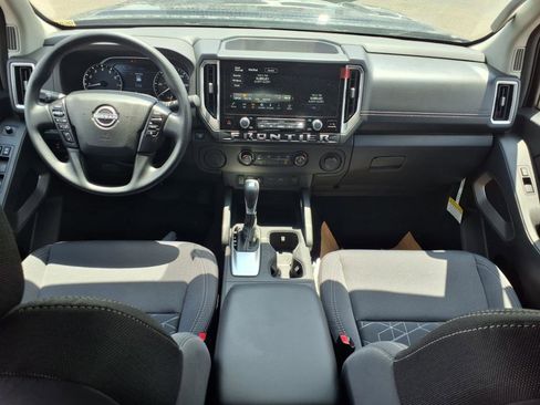 New 2025 Nissan Frontier SV image 10