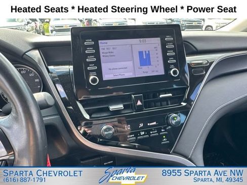 Used 2024 Toyota Camry SE FWD image 19