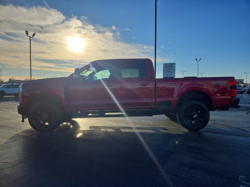 New 2025 Ford F250 Lariat w/ Black Appearance Package AWD/4WD image 8