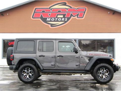 Used 2019 Jeep Wrangler Unlimited Rubicon w/ Dual Top Group image 3