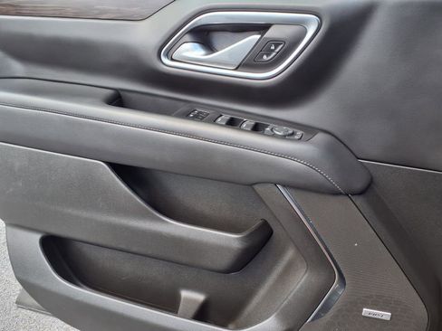 Used 2023 Chevrolet Tahoe LT image 16