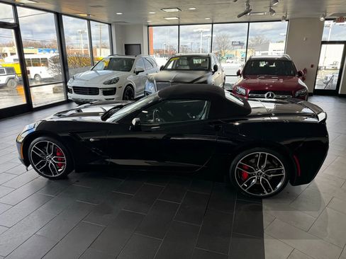 Used 2017 Chevrolet Corvette Stingray Convertible w/ Battery Protection Package image 8
