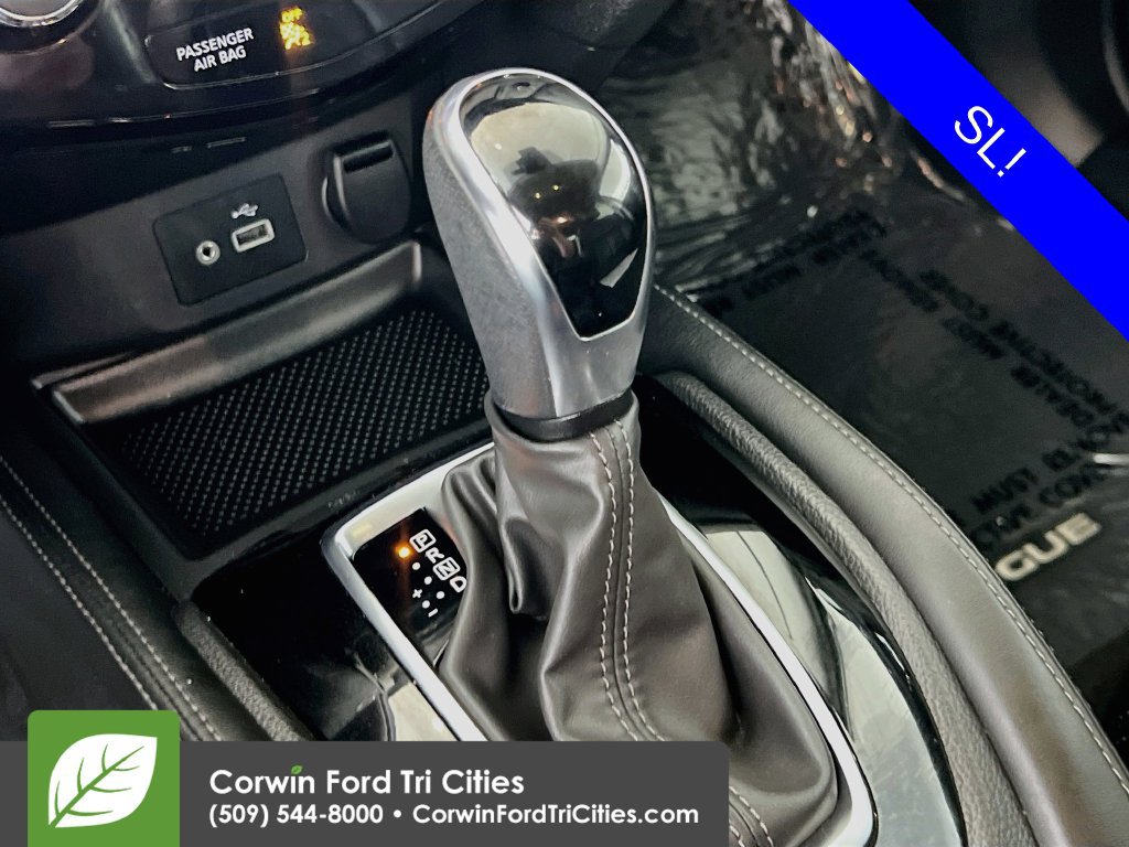 Used 2018 Nissan Rogue SL AWD/4WD image 10
