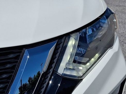 Used 2019 Nissan Rogue S w/ Special Edition Package AWD/4WD image 12