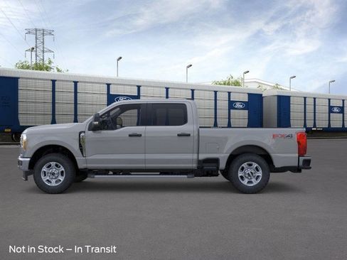New 2026 Ford F250 XLT w/ FX4 Off-Road Package image 25