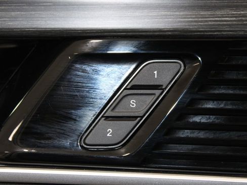 Used 2023 Jeep Wagoneer L Series III w/ Preferred Equipment Group image 54