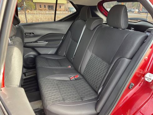 Used 2022 Nissan Kicks SV w/ Interior Electronics Package image 19