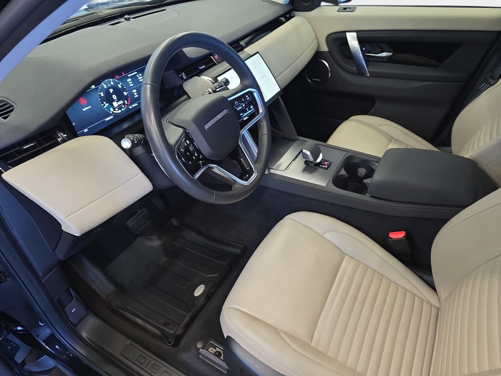 Certified 2025 Land Rover Discovery Sport S AWD/4WD image 19