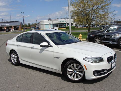 Used 2016 BMW 528i xDrive Sedan image 1