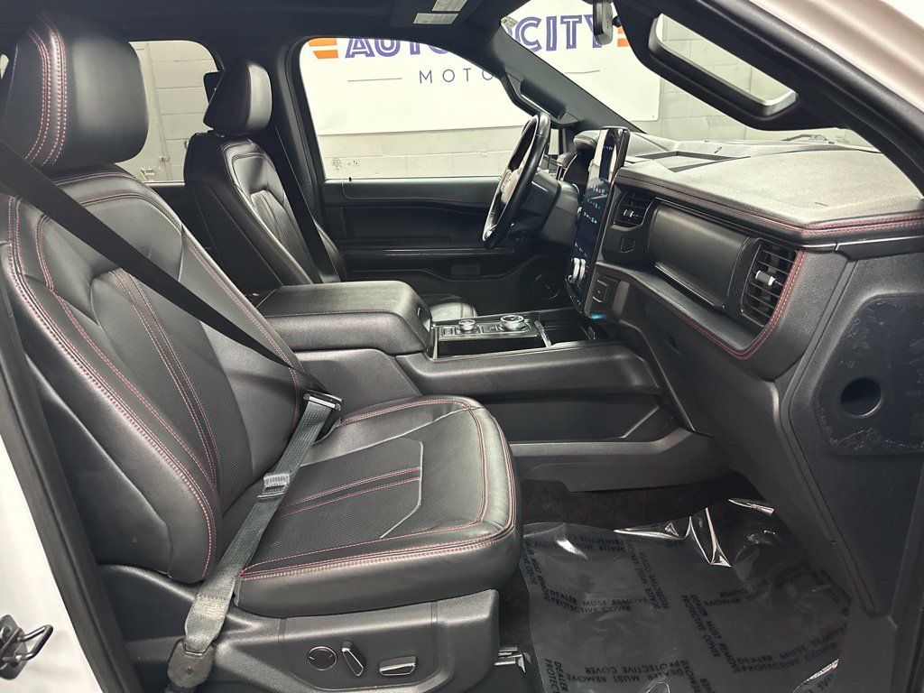 Used 2022 Ford Expedition Limited AWD/4WD image 19