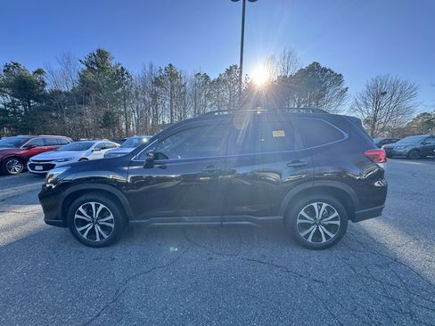 Certified 2021 Subaru Forester Limited image 3