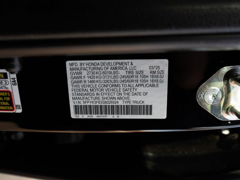 Certified 2025 Honda Ridgeline Black Edition image 48