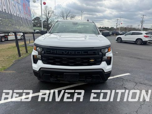 Used 2025 Chevrolet Silverado 1500 W/T w/ WT Value Package image 2