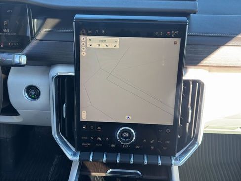 Used 2025 GMC Acadia Denali w/ Super Cruise Package image 20