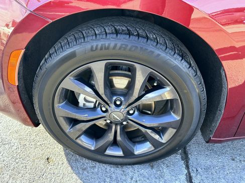 Used 2020 Chrysler Pacifica Limited w/ Advanced Safetytec Group image 22