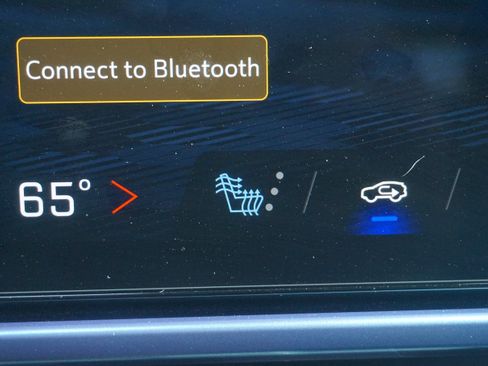 Used 2025 Chevrolet Equinox EV LT w/ Convenience Package image 32