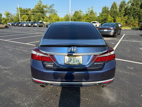 Used 2016 Honda Accord Sport image 7