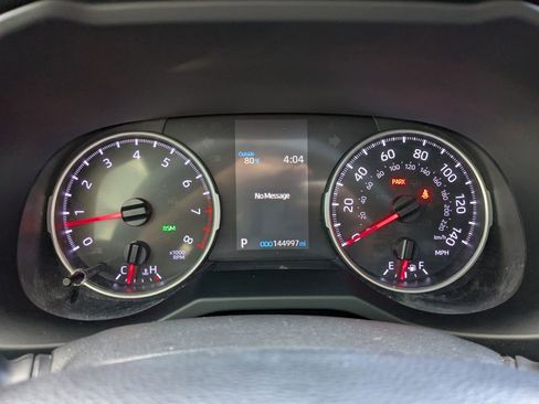 Used 2021 Toyota RAV4 XLE Premium image 31