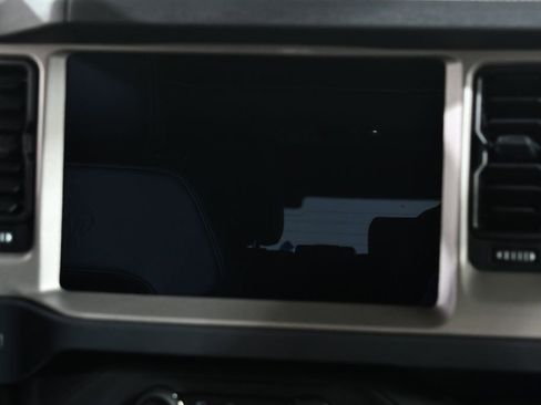 New 2026 Ford Bronco Outer Banks AWD/4WD image 9