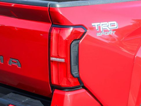 Certified 2024 Toyota Tacoma TRD Sport AWD/4WD image 8