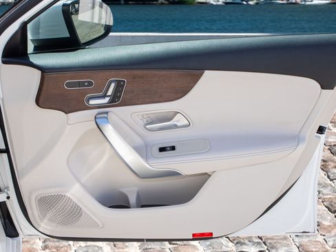 Used 2022 Mercedes-Benz A 220 image 12