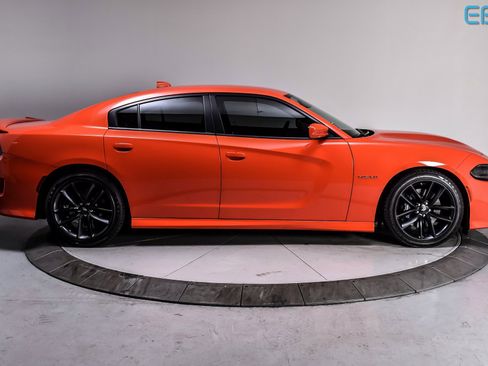 Used 2022 Dodge Charger R/T w/ Plus Group image 7