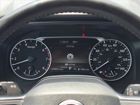 Used 2025 Nissan Rogue SV FWD image 11