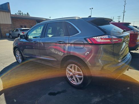 Used 2022 Ford Edge SEL w/ Convenience Package AWD/4WD image 10