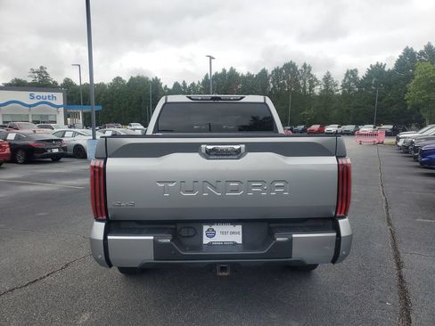 Used 2022 Toyota Tundra Limited AWD/4WD image 6