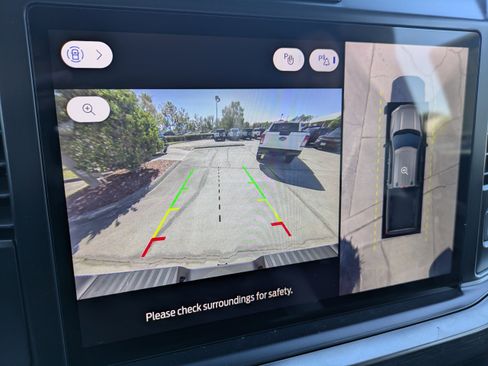 New 2026 Ford F250 Lariat w/ Black Appearance Package image 23