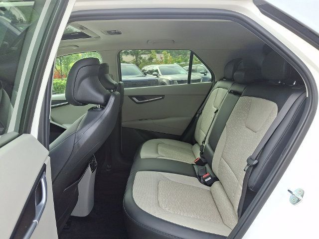 Certified 2023 Kia Niro Wave w/ Wave Preserve Package FWD image 12