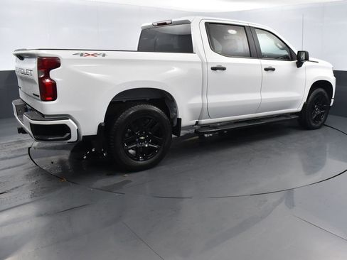 Used 2021 Chevrolet Silverado 1500 Custom image 4