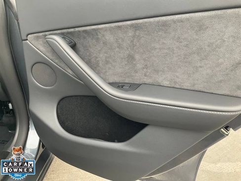 Used 2023 Tesla Model Y Long Range AWD/4WD image 58