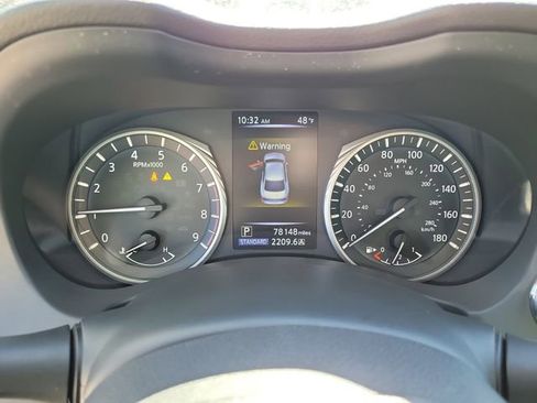 Used 2018 INFINITI Q50 Luxe AWD/4WD image 11