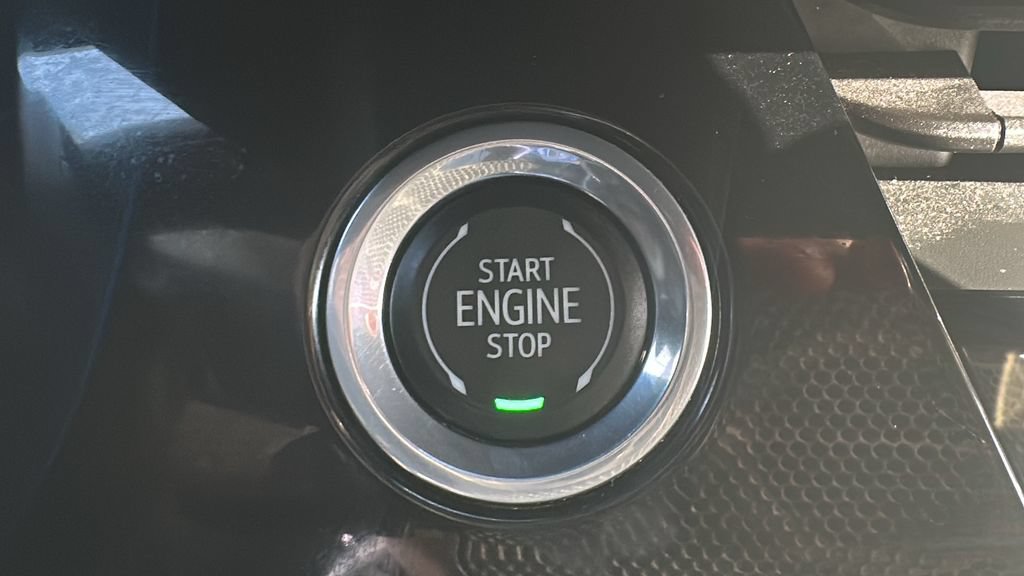 Used 2024 Buick Envision Preferred AWD/4WD image 24